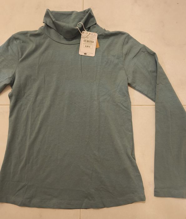 Camisola Gola Alta azul Nova da Sfera