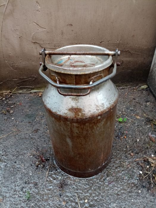 Bańka na mleko szczelna w oryginalnym stanie