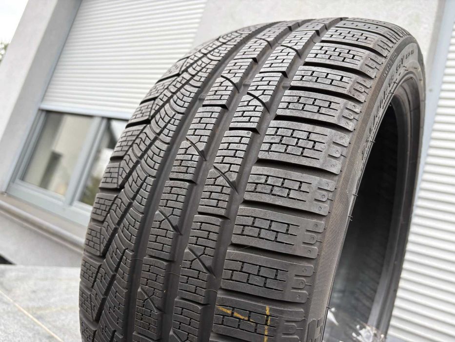 1szt zima 235/40R18 Pirelli SottoZero Winter240 SerieII 91V 7,2mm P38Z