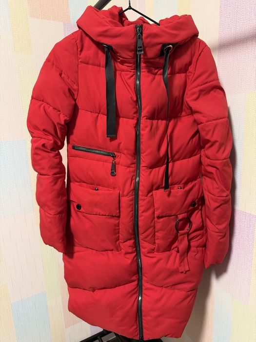 Жіноча зимова куртка