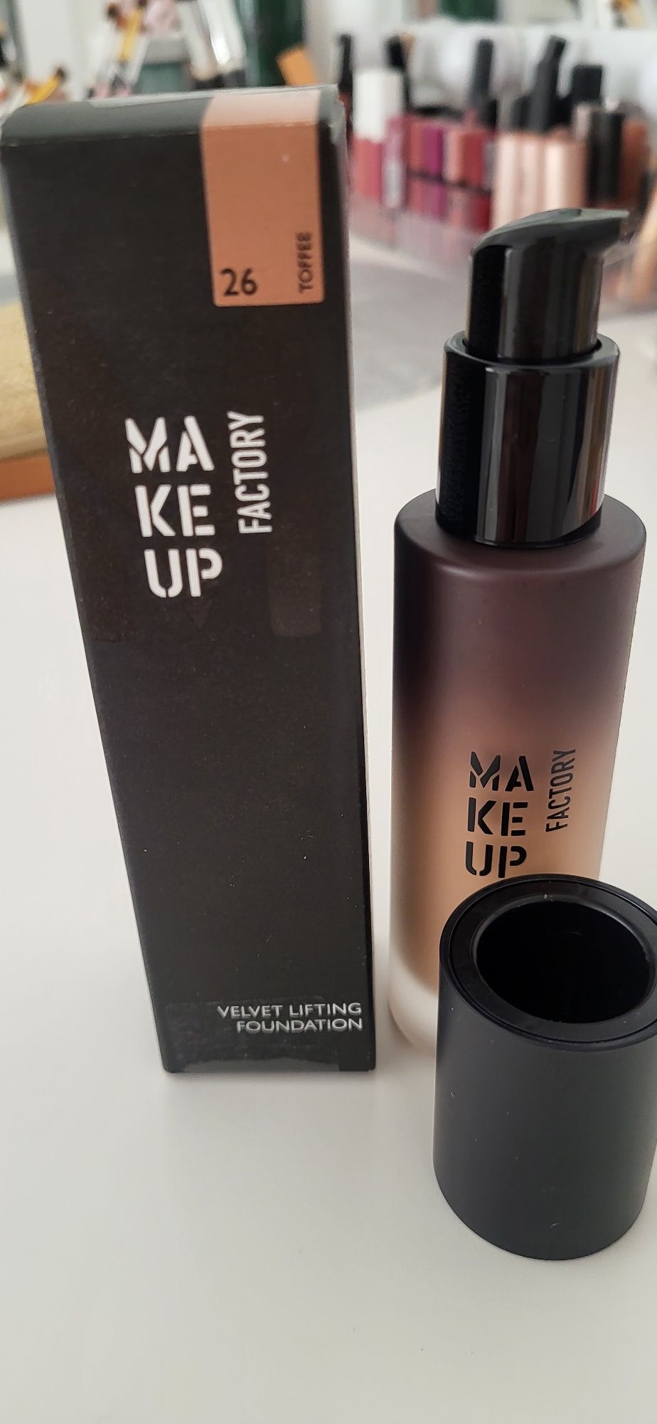 Base Make Up Factory NOVA - Velvet Lifting Foundation