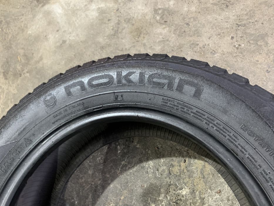 Шини Nokian Hakkapeliitta 4 215/60 R16 пара