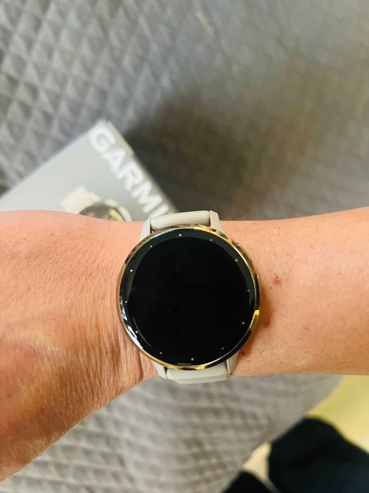 Garmin Venu 3s - smartwatch