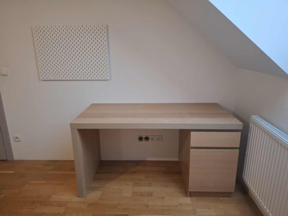Biurko Ikea MALM