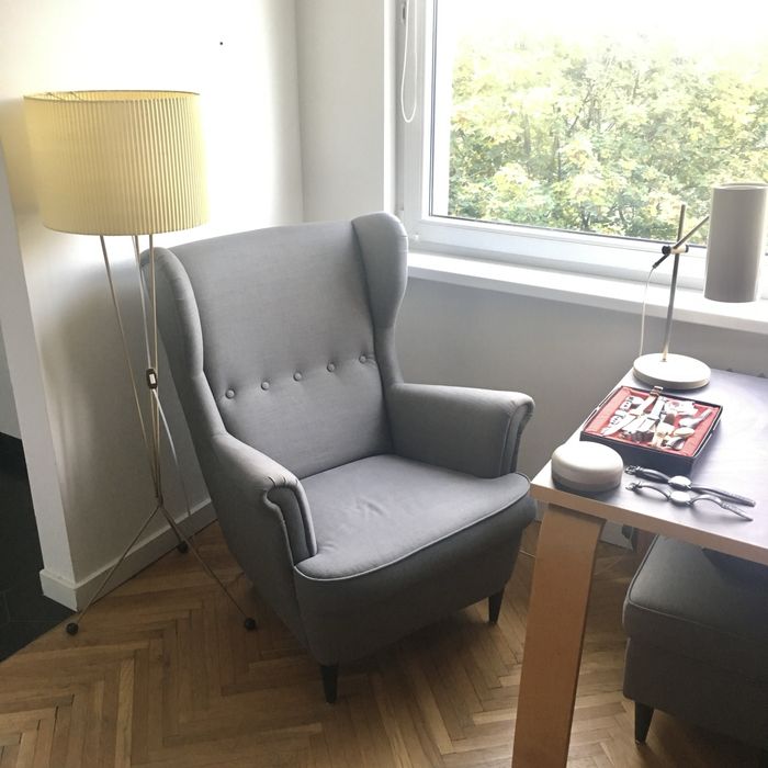 STRANDMON sofa, fotel i podnóżek szary
