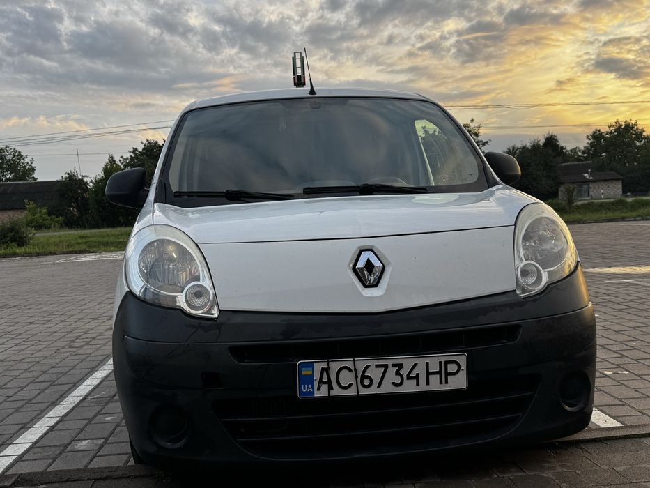 Продам рено кенго 2012