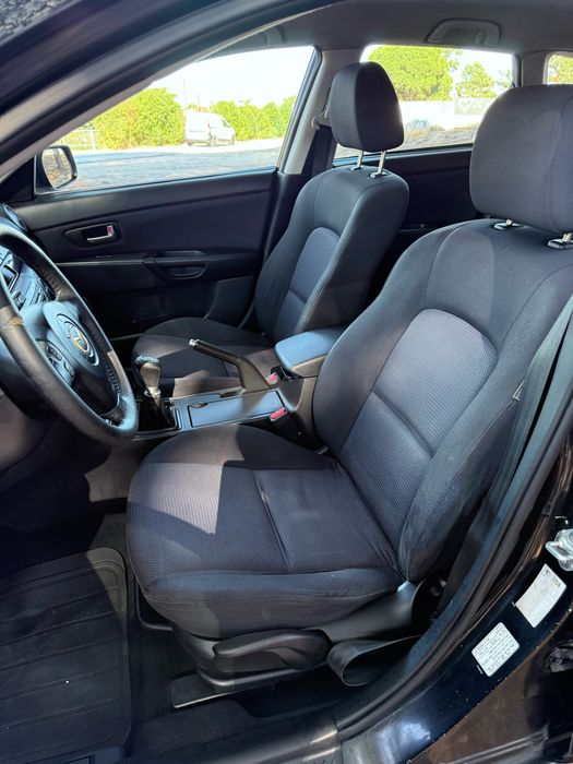Mazda  3  1.4i selo barato