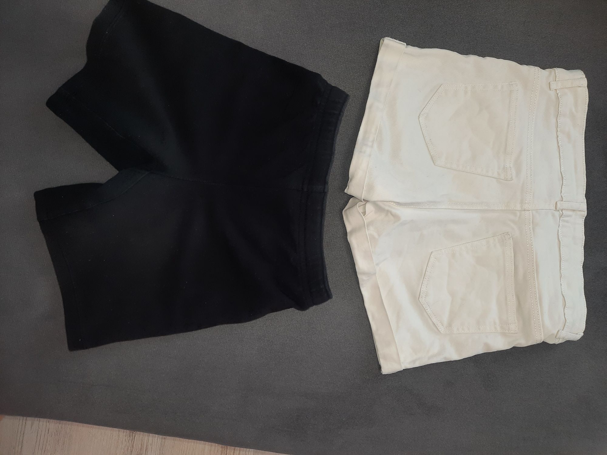 Spodenki dziewczęce dla dziewczynki H&M + Decathlon. Rozmiar 152 .