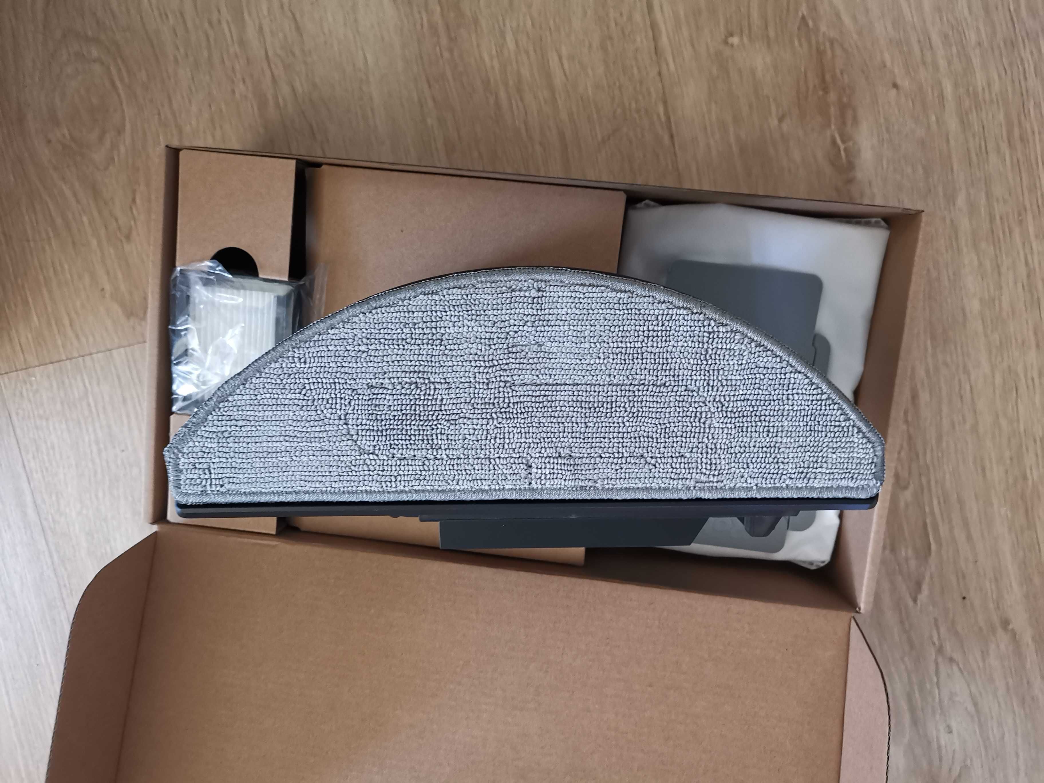 Aspirador robô (IRobot - Romba I7 +)