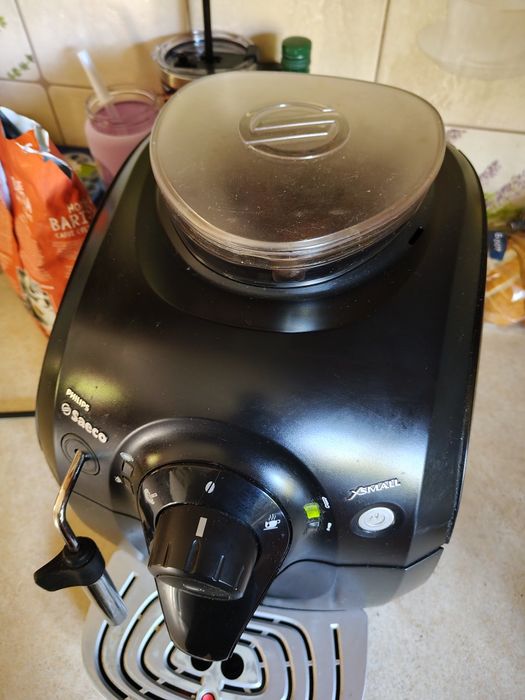 Philips Saeco XSmall mały ekspres do kawy ceramiczny młynek HD8745