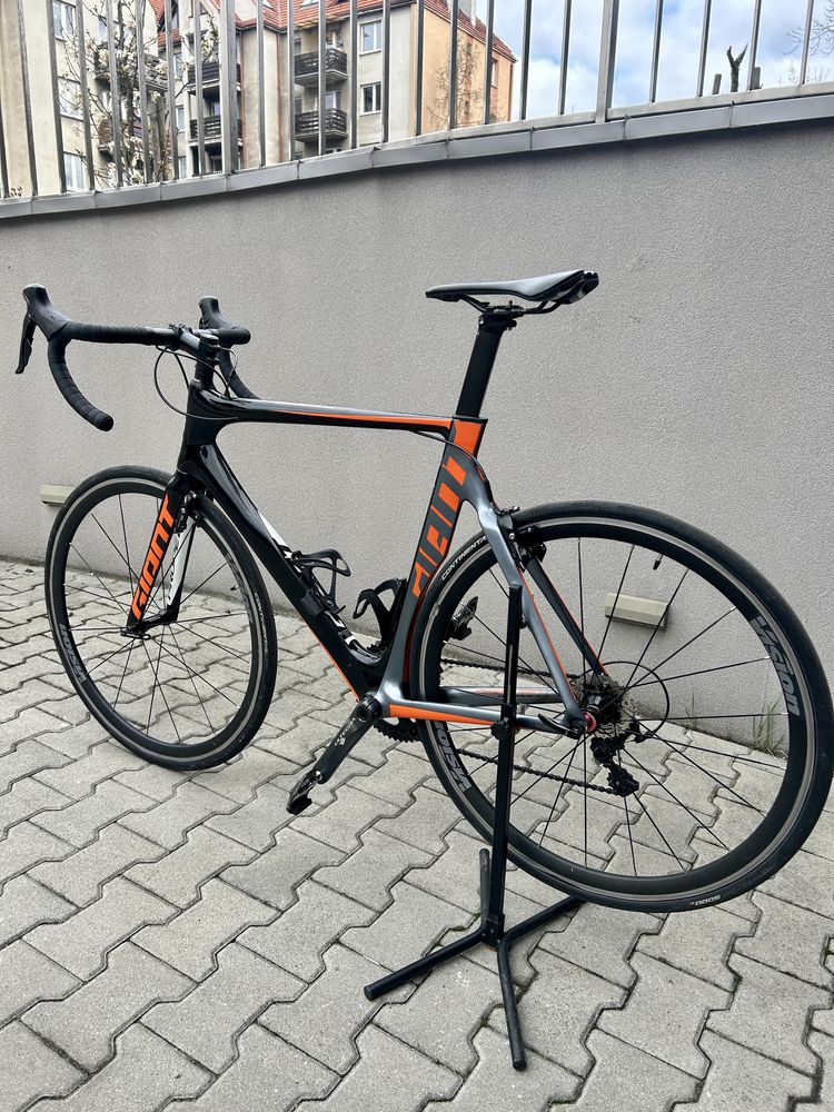 Giant propel M/L ultegra szosa trek cube carbon specialized