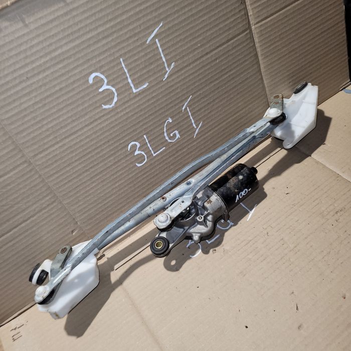 Mechanizm wycieraczek z silniczkiem przód Nissan Micra III K12 2006r