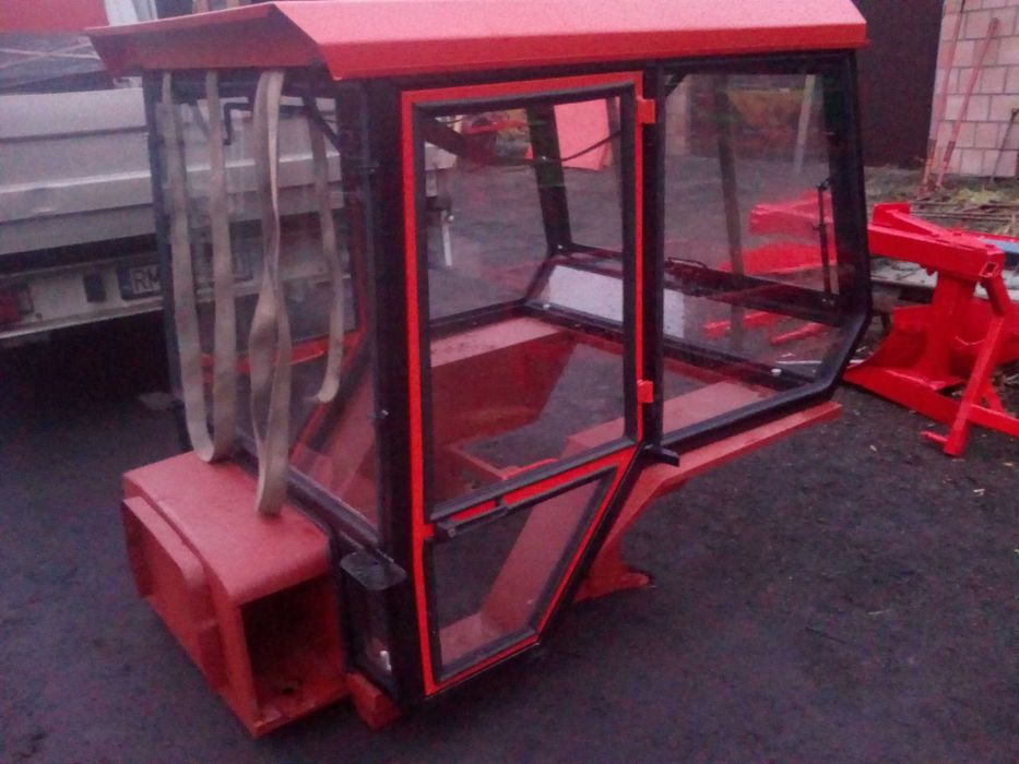 kabina ciągnikowa która pasuje do t25 mf mtz 330 360 MF nowa