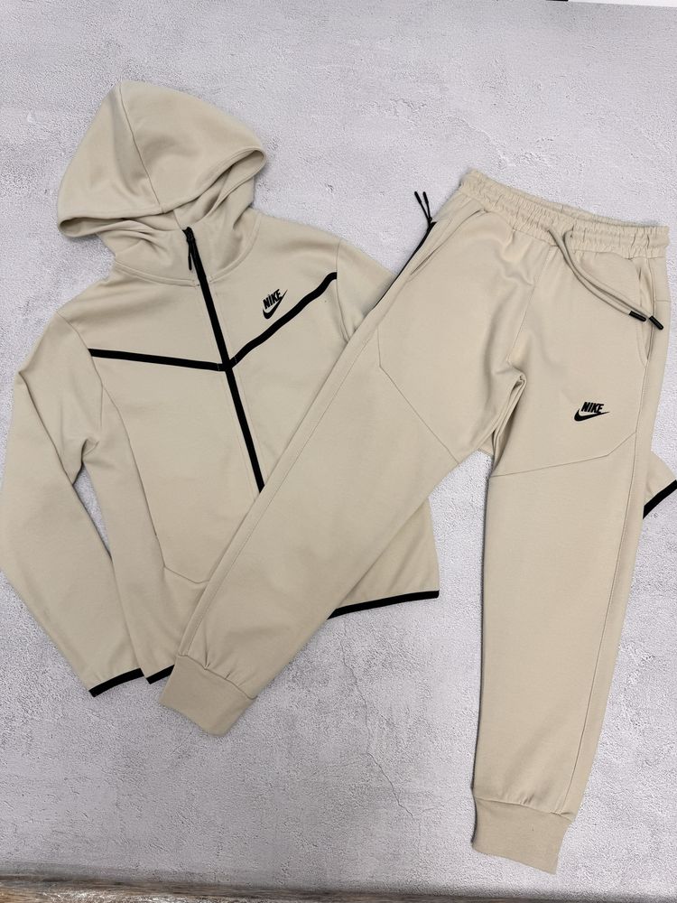 Детский - подростковый  Nike Tech Fleece р134-170