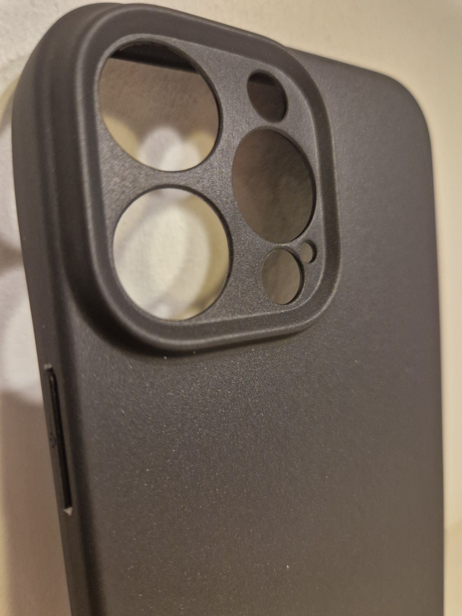 Back Case MATT do IPHONE 16 PRO MAX Czarny