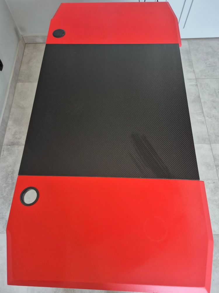 Sprzedam biurko gemingowe Huzaro 120 cm