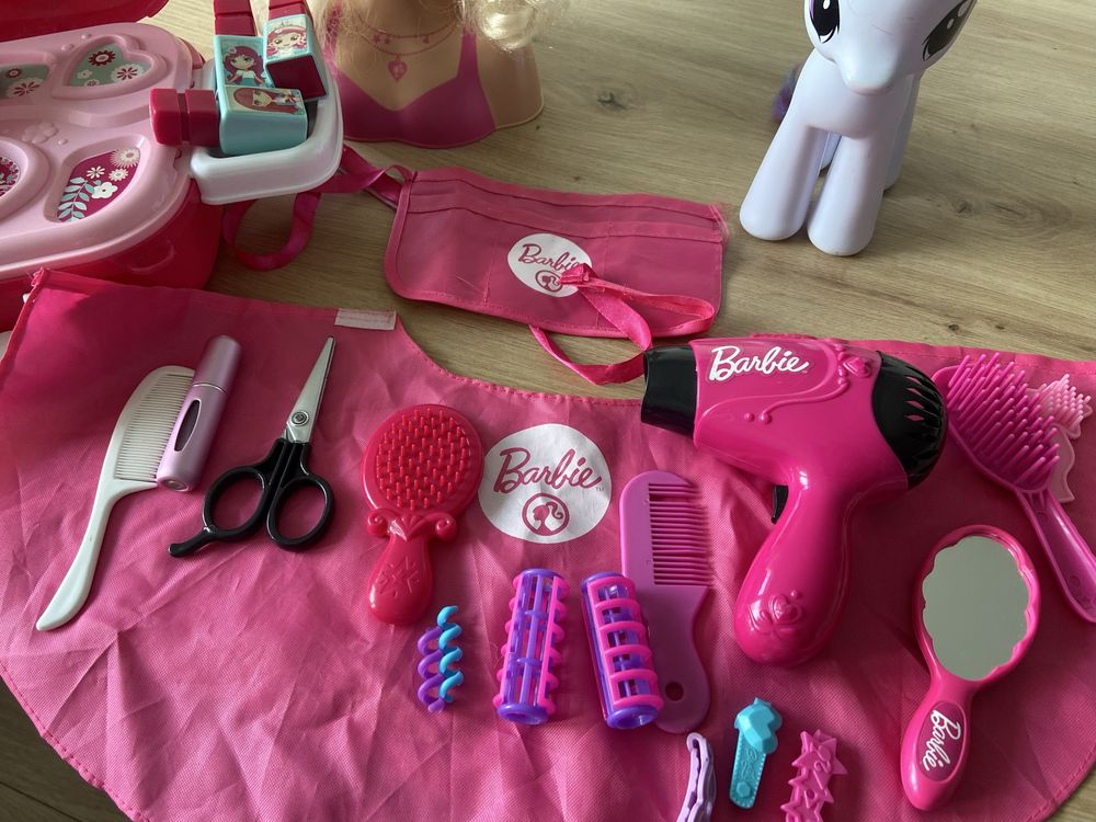 Super duzy zestaw fryzjer Barbie i kosmetyczka