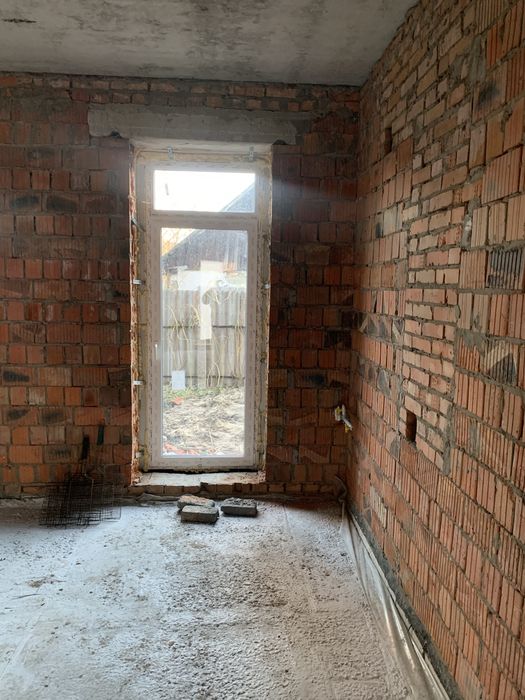 Чудовий таунхаус в Ірпені з вільним плануванням