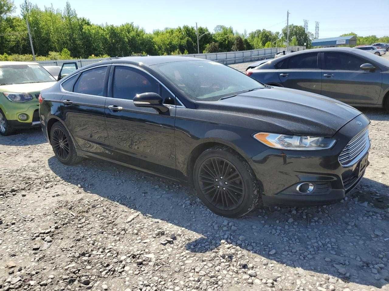 Ford Fusion SE 2016