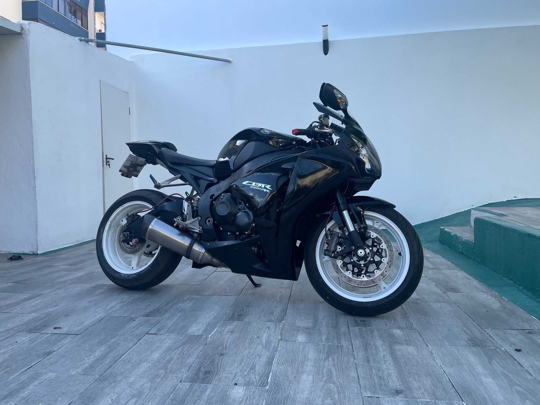 Honda CBR1000RR 2008
