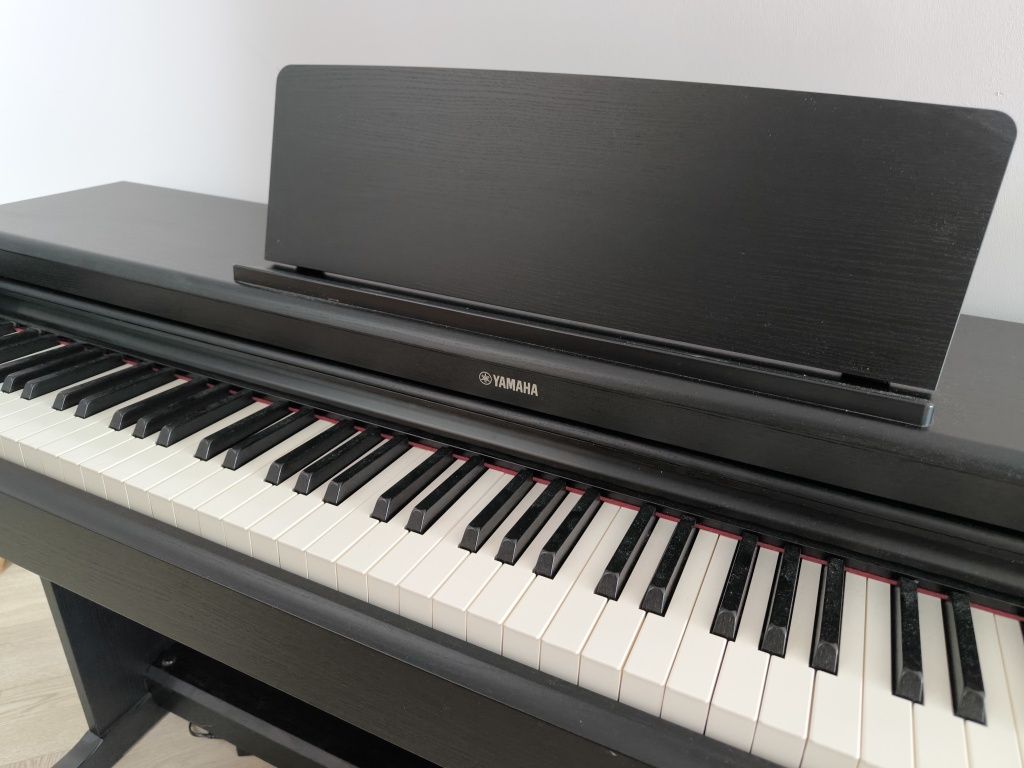 Pianino cyfrowe Yamaha YDP-164 B