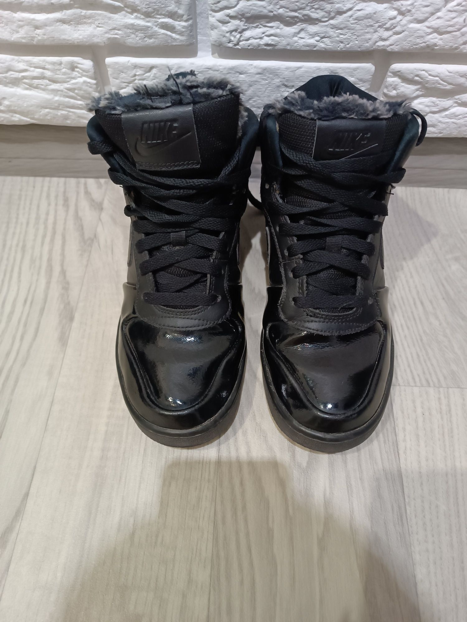 Женские кроссовки NIKE р.38
