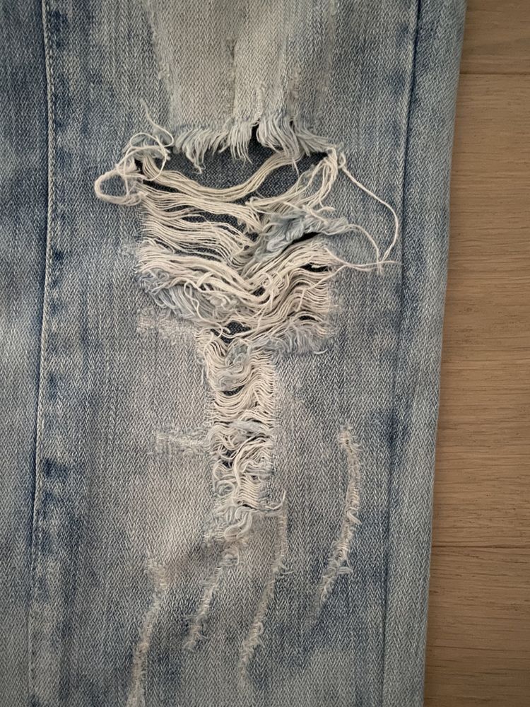 Spodnie jeansy z dziurami D&G rozm 36