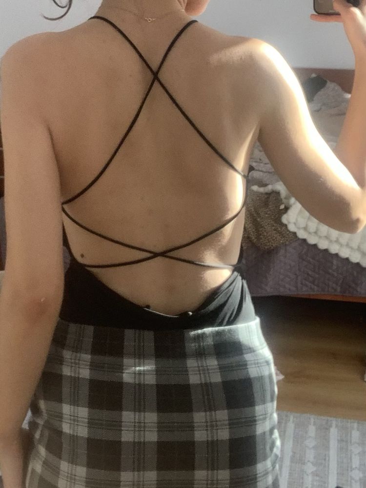 Body odkryte plecy NAKD