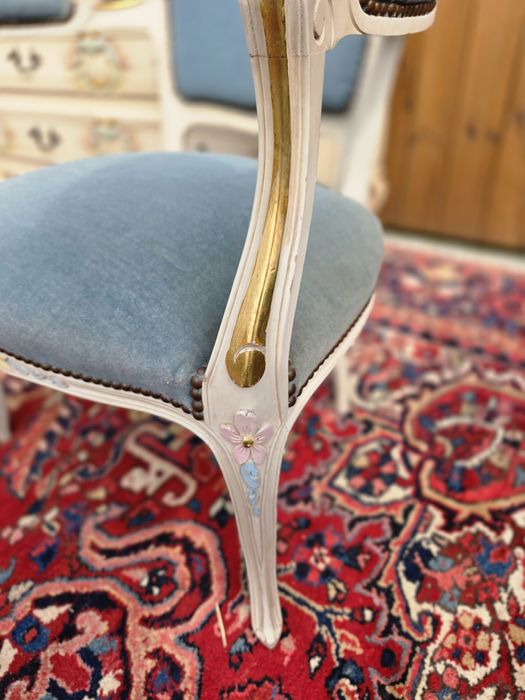 Francuski fotelik krzesło Ludwik niebieski kremowy #2073 Stylowy Węgró