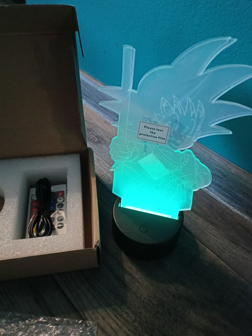 Lampka LED nocna z podstawką Dragon Ball Z figurki Anime Goku prezent