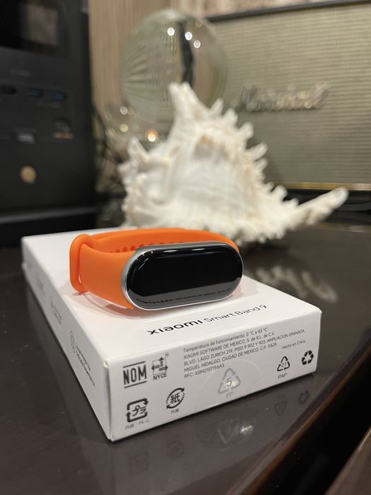 Фітнес-браслет Xiaomi Mi Smart Band 9