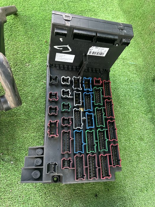 Комплект Мозги+блок предохранителей+реле свечей накала Мерседес Мл163