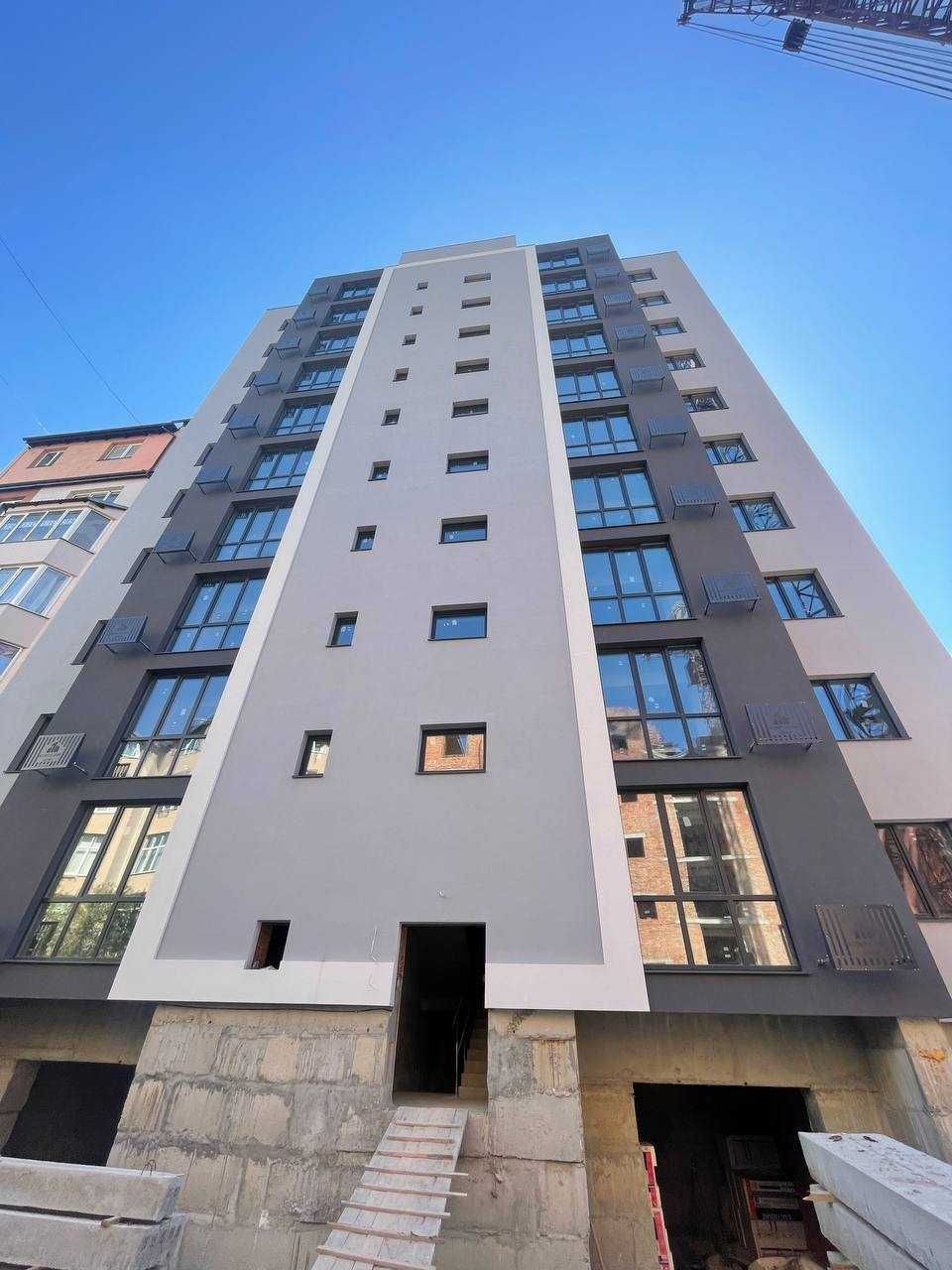 Продаю квартиру поруч парку