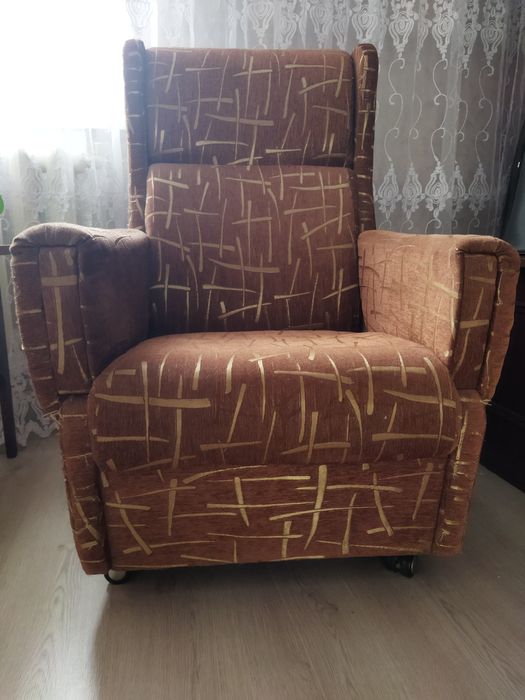 Діван розкладний з кріслами