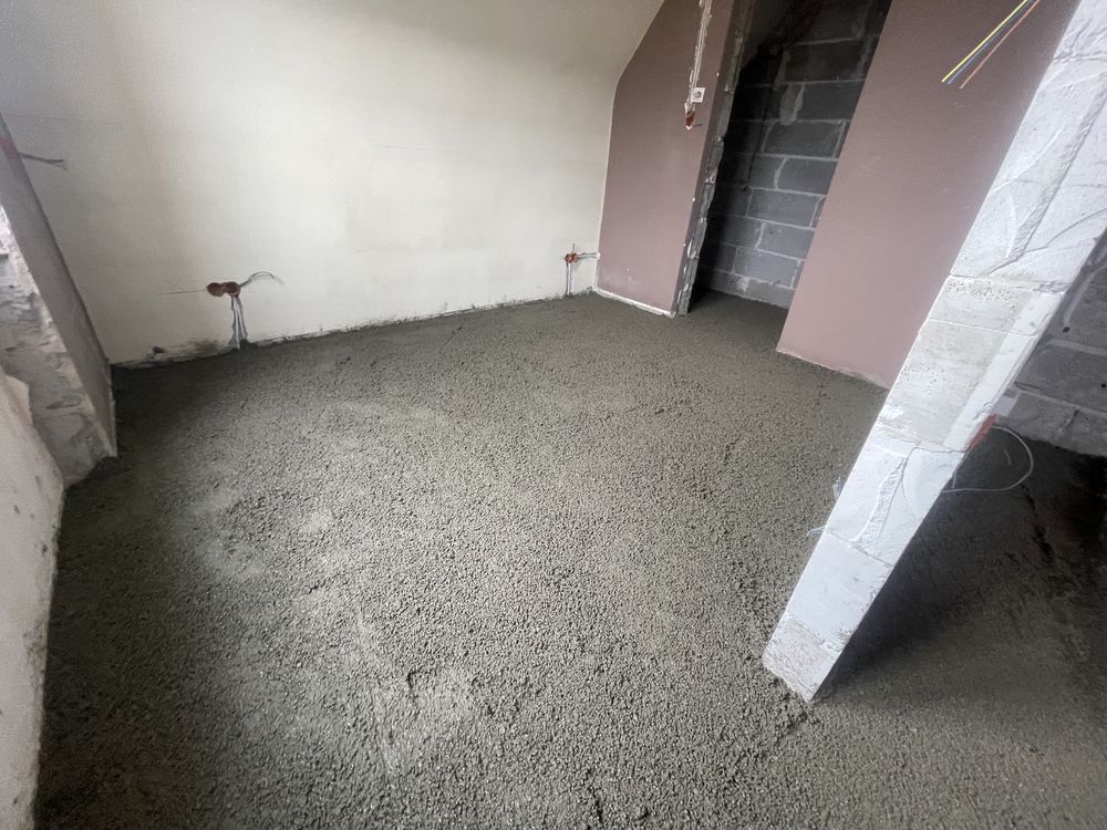 Wylewki posadzki miksokretem,mixokret. Układanie styropianu STYROBETON