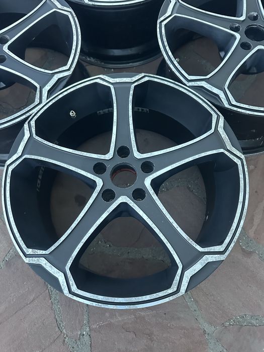 Диски R19 5 112 ET40 Dia66.6 8.5J