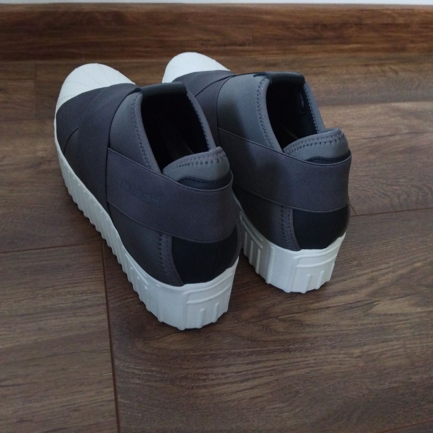 Sneakersy buty Togoshi
