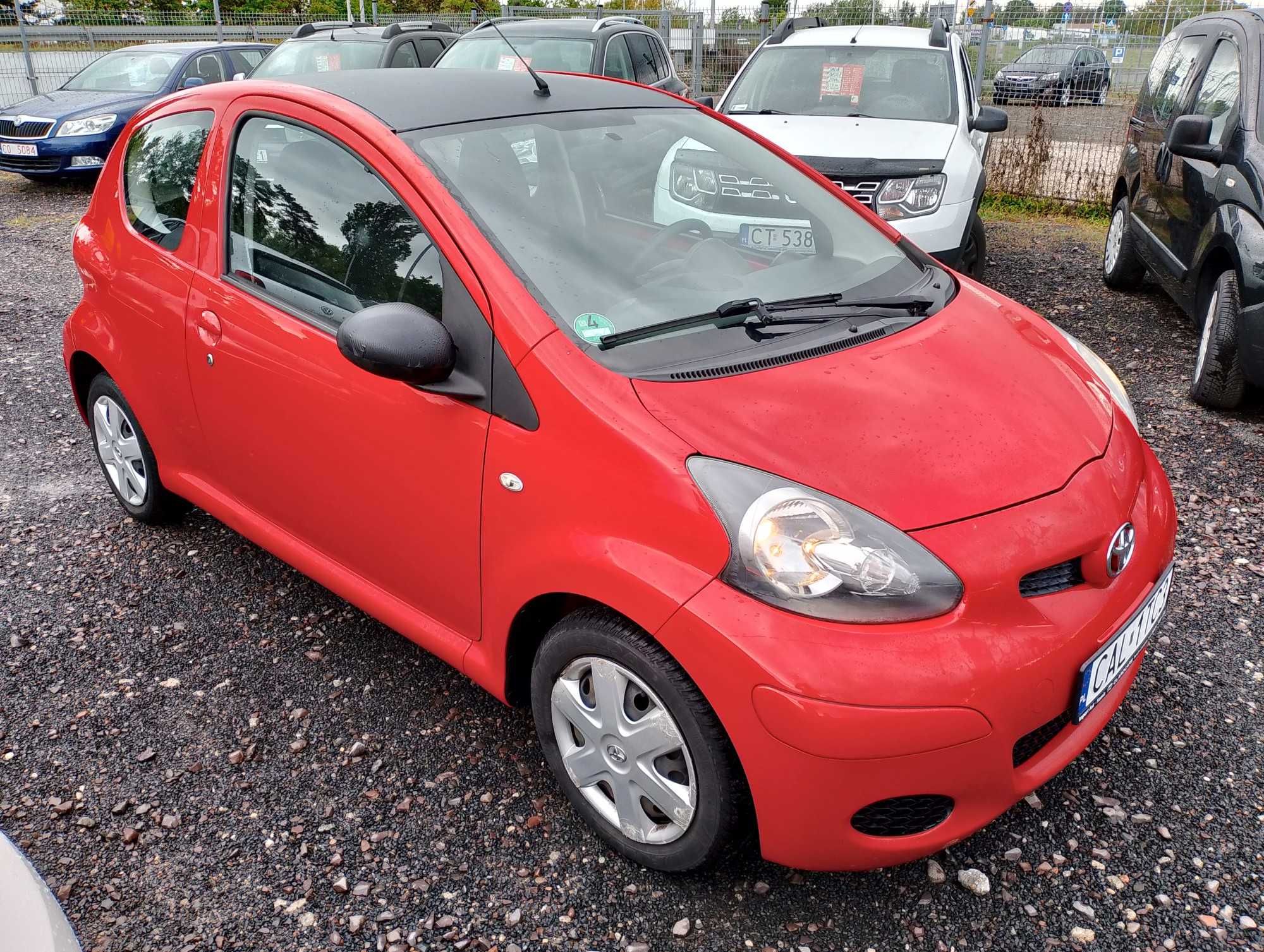 Toyota Aygo 1.0 benzyna 2010 Import z Niemiec już tablice Polskie i OC