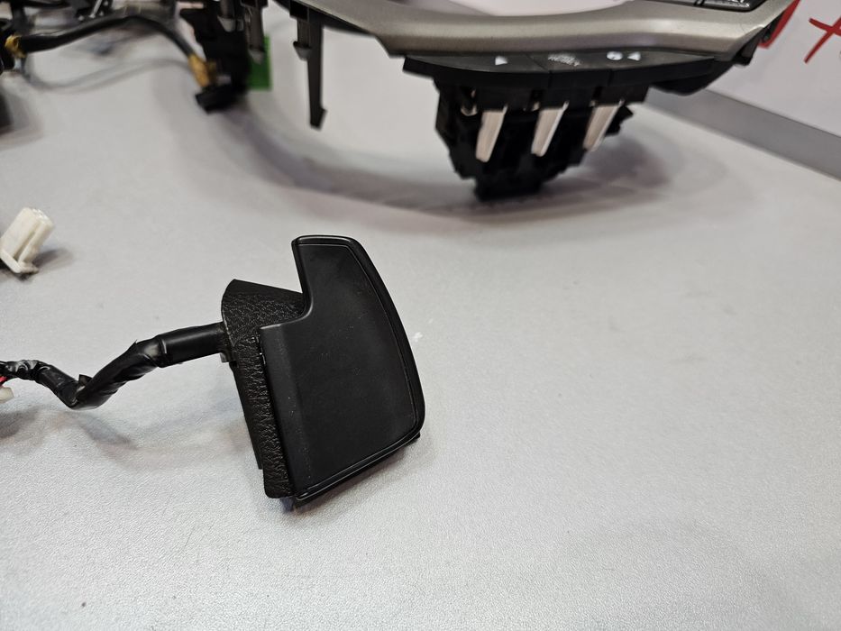 Мультируль кнопки підкермові перемикачі Honda Lexus Subaru Toyota