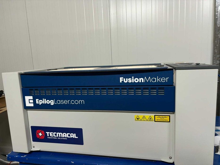 EPILOG Fusion MARKER 12- Máquina gravação/marcação e corte NOVA