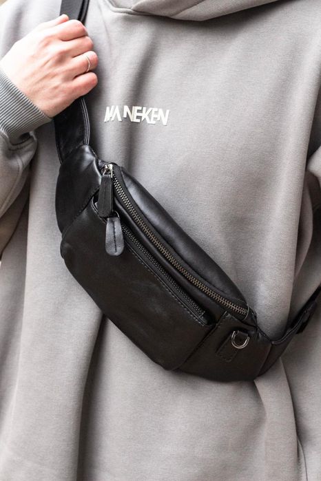 Чоловіча шкіряна бананка