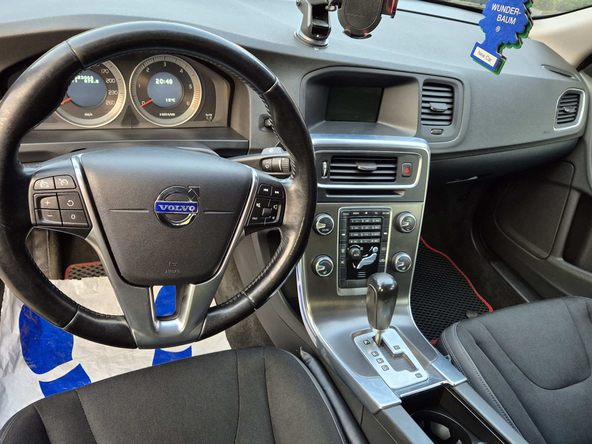 Volvo s60 II 2.0 diesel D3  150KM 2012r. 323000km. Nieuszkodzony. r