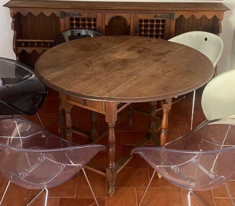 Mesa rústica madeira