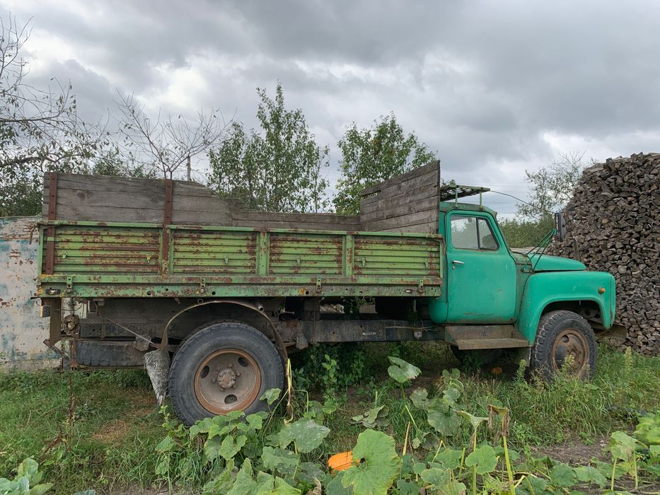 Продам автомобіль Газ 53 бортовий