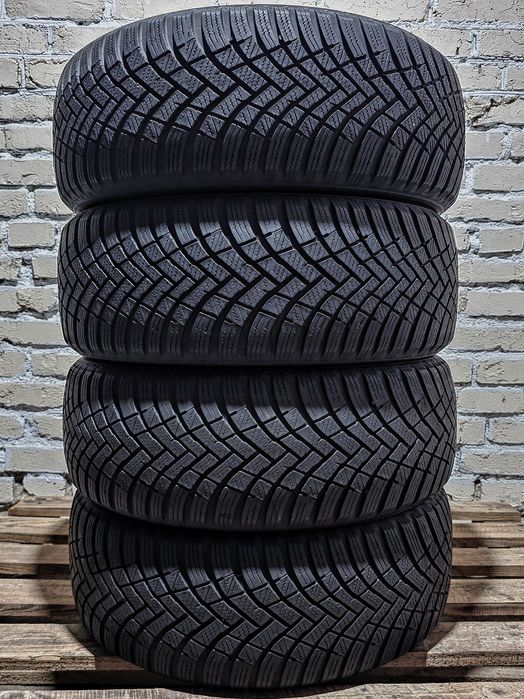 Зимові 205/55r16 Hankook | 2022 | 7mm | Преміум шини | Ідеальний стан