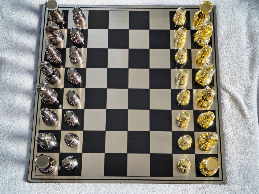 Szachy dekoracyjne, duże 60x60, KARE Design, powystawowe - uszk.