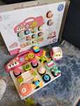 Tablica manipulacyjna grająco-świecąca woopie Musical blocks board. Je