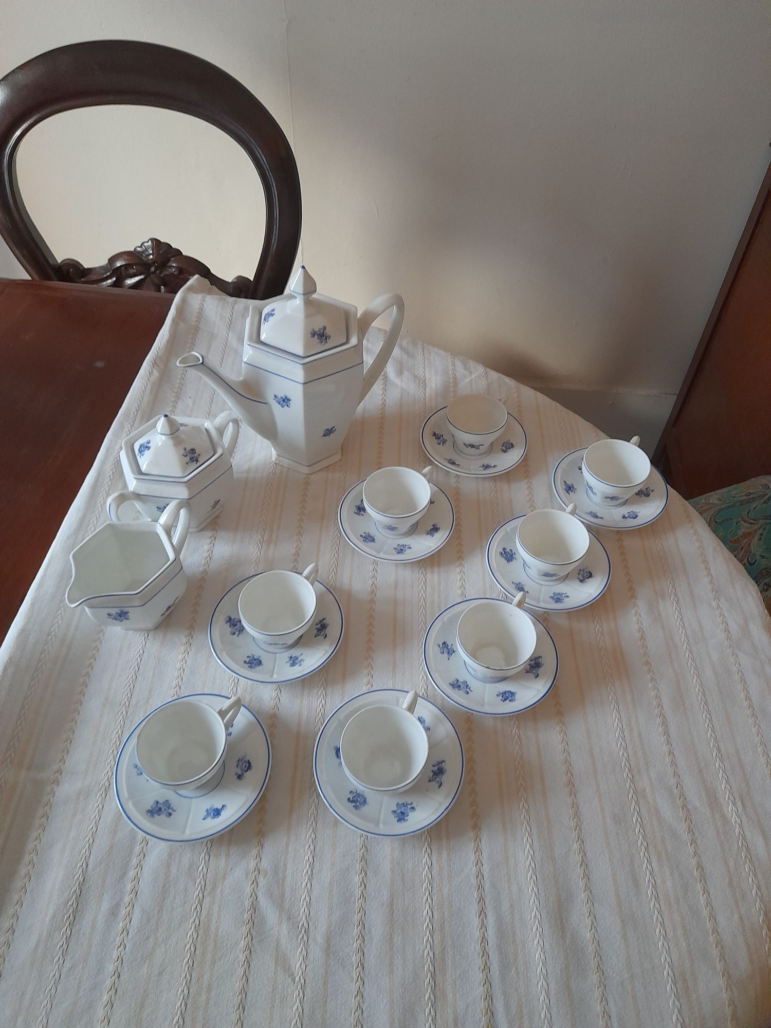 Serviço de café Coimbra antigo