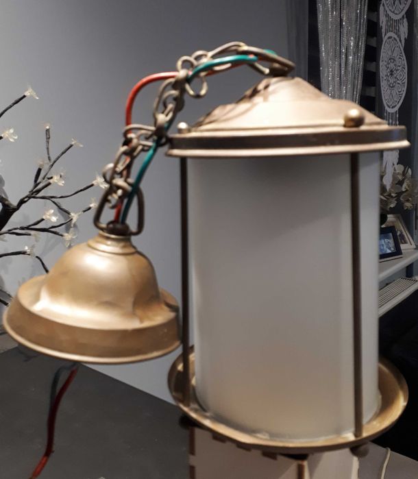 Lampa sufitowa z lat trzydziestych ubiegłego stulecia