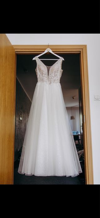 Suknia ślubna kształt litera A